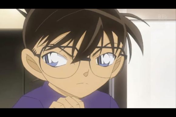 色胚<em>柯南</em>四处看找线索看到了<em>胸罩</em>,然后马上看